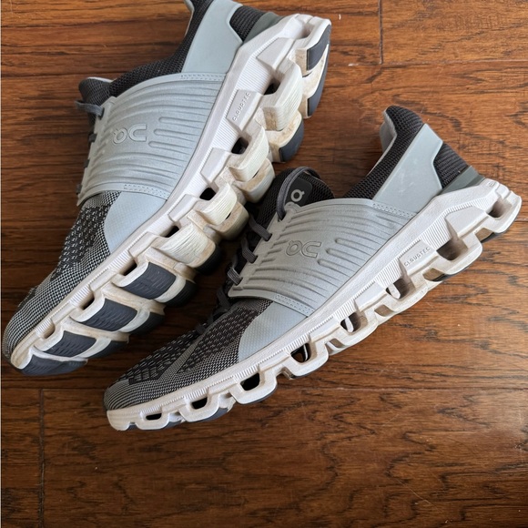 On Cloud Men’s Gray Running Shoe - Picture 4 of 6